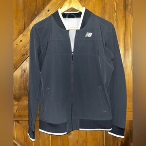 New Balance Tournament Tennis Jacket size Medium